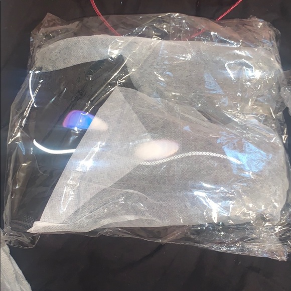 Black sneakers (women shoe) - Picture 1 of 5